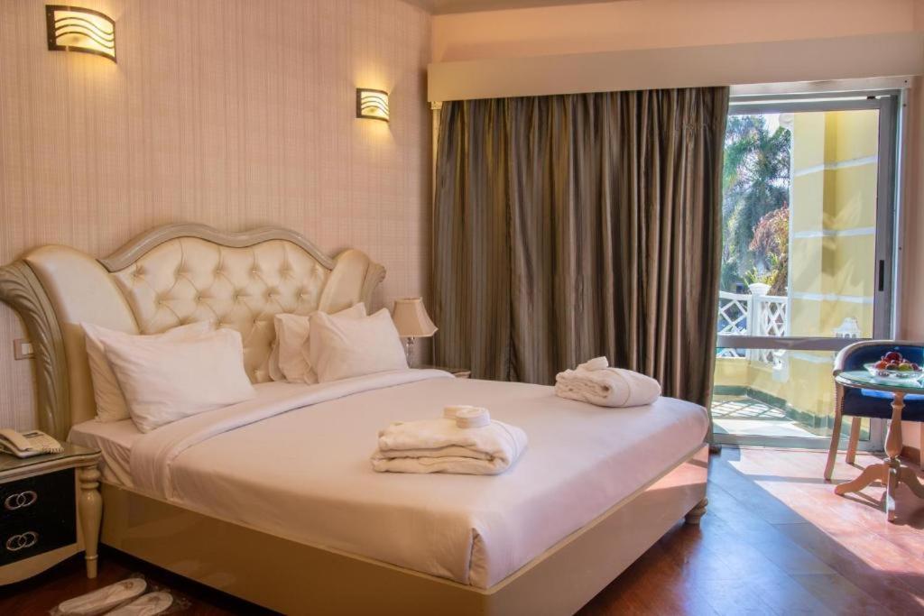 Paradise Inn Beach Resort 알렉산드리아 외부 사진